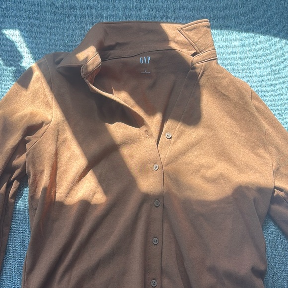 - Gap Brown/Tan Long Sleeve V Neck Top - Picture 1 of 3